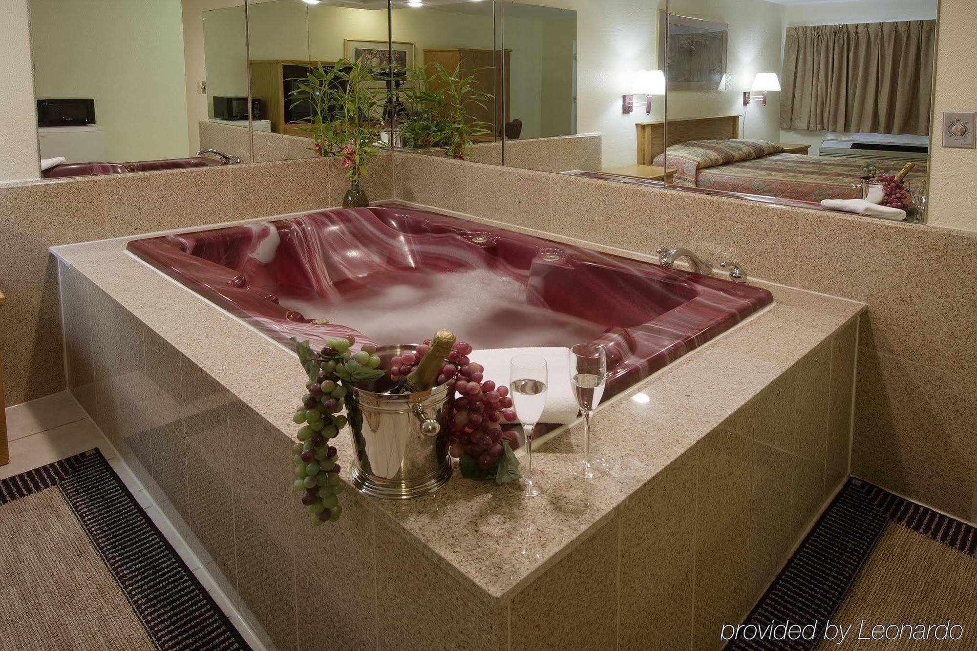 פורט וויין Executive Inn מתקנים תמונה